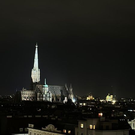 Center Apartment With 360° Rooftop Vienna Exterior photo